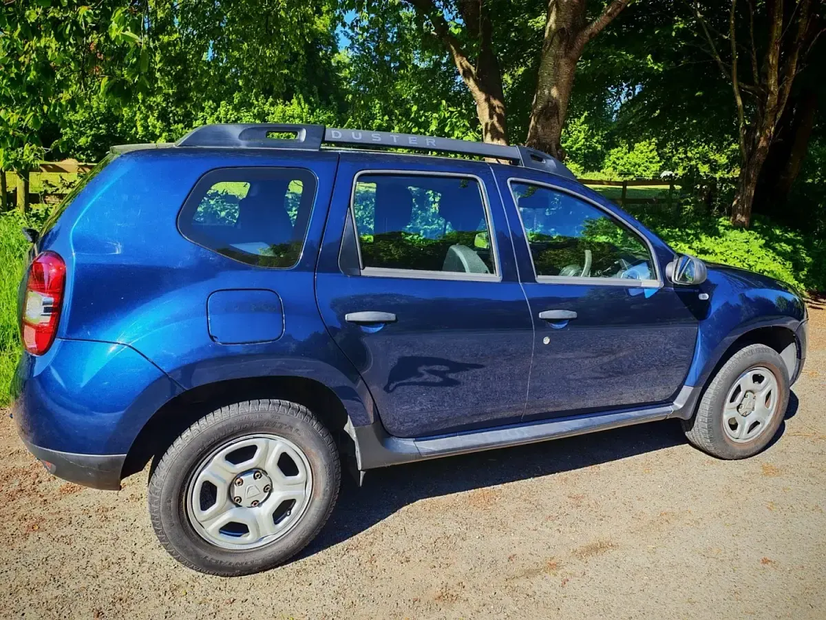 Second-hand Dacia Duster Ambiance 110 CP (80 kW) 2017 Albastru SUV