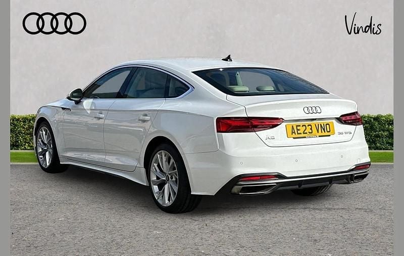 Used Audi A5 Sportback Sport 147 HP (108 kW) 2023 White Hatchback
