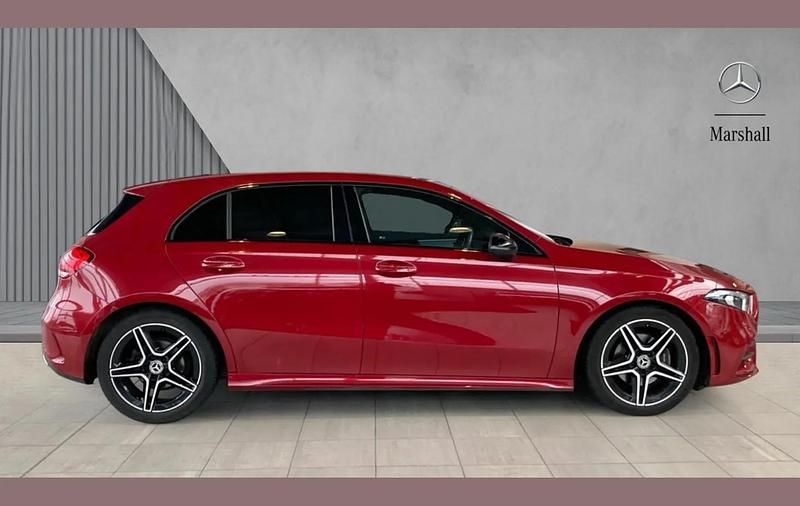 Used Mercedes A180 Executive 134 HP (98 kW) 2023 Red Hatchback