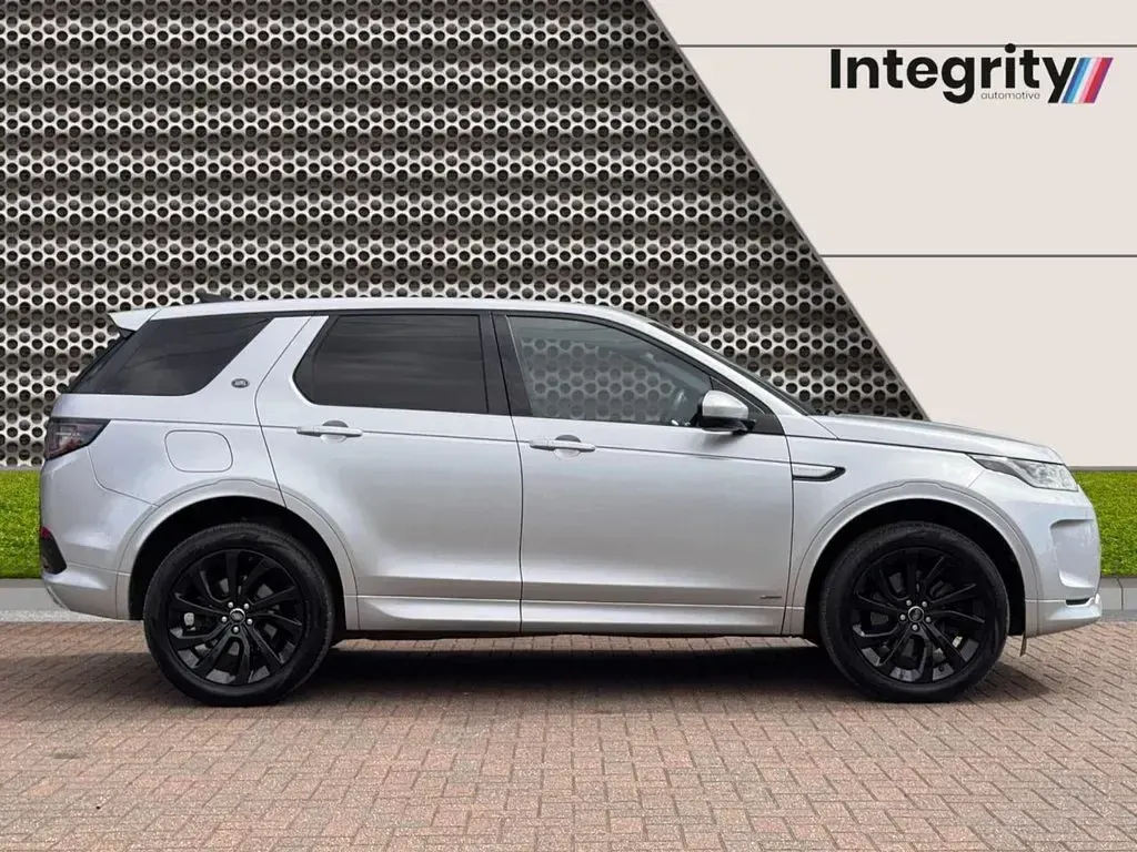 Used Land Rover Discovery Sport HSE Dynamic 250 HP (183 kW) 2020 Silver SUV