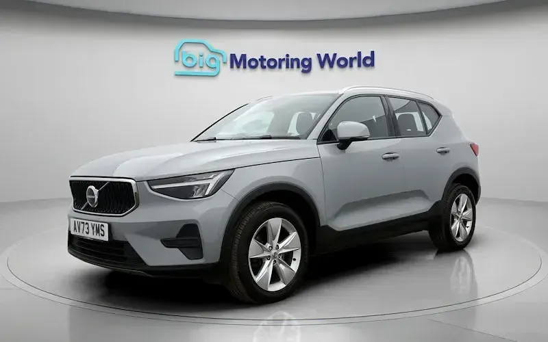Used Volvo XC40 Core 163 HP (119 kW) 2026 SUV