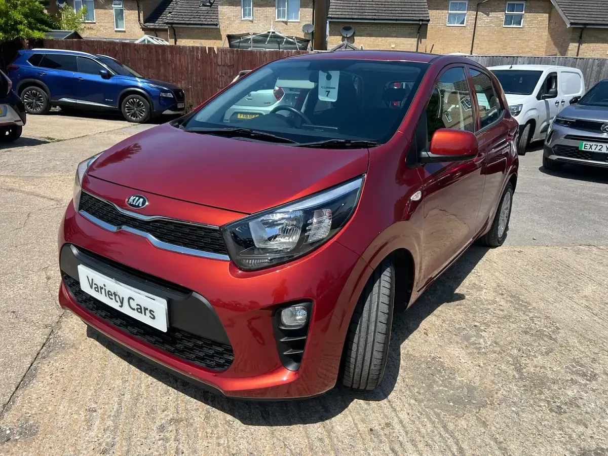 Used Kia Picanto 83 HP (61 kW) 2017 Orange Hatchback