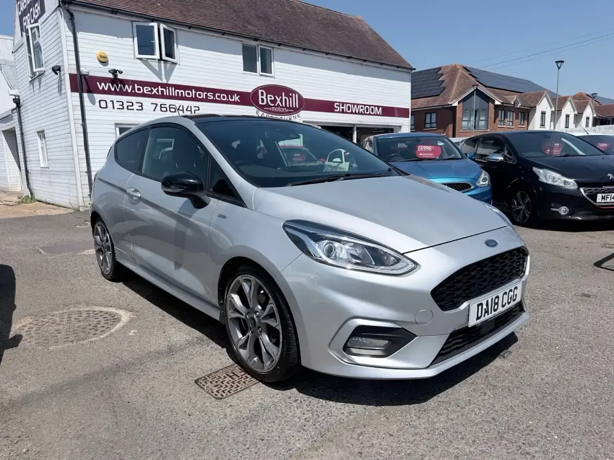 Used Ford Fiesta ST-Line 98 HP (72 kW) 2018 Silver Hatchback