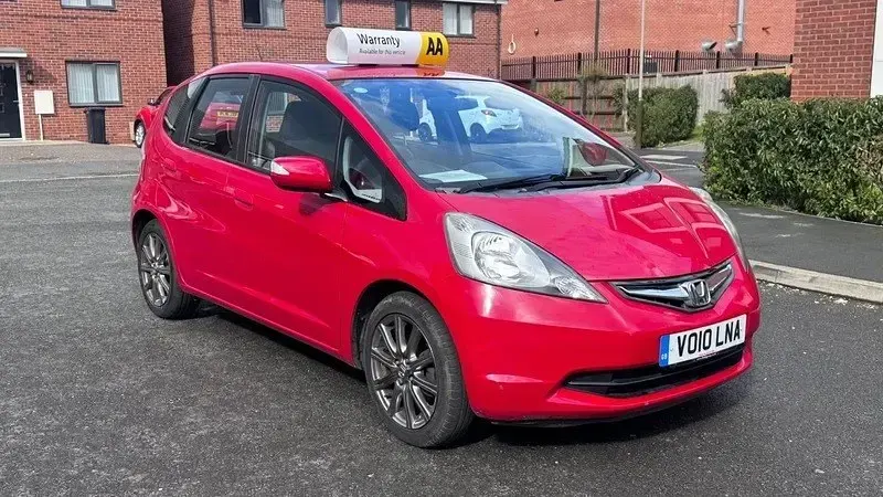 Begagnad Honda Jazz SI 2010 Röd Halvkombi