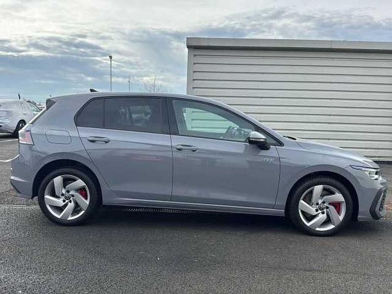 New VW Golf VIII 272 HP (200 kW) 2025