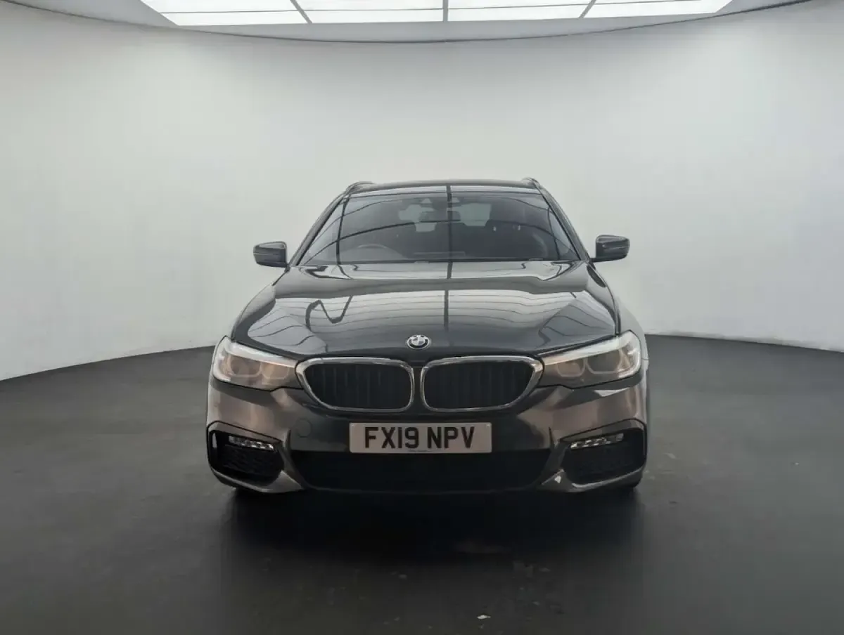 Used BMW 520 M Sport 190 HP (139 kW) 2019 Grey Estate