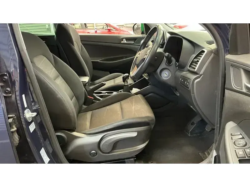 Used Hyundai Tucson SE 136 HP (100 kW) 2020 Blue SUV