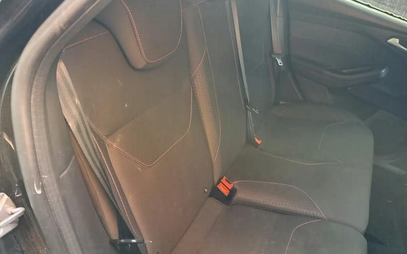 Used Ford Focus ST-Line 150 HP (110 kW) 2016 Black Hatchback