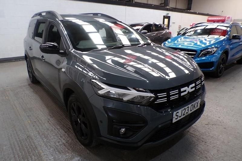 Used 2023 Dacia Jogger Extreme MPV | £14,985 (Fair price) - Image 1/1