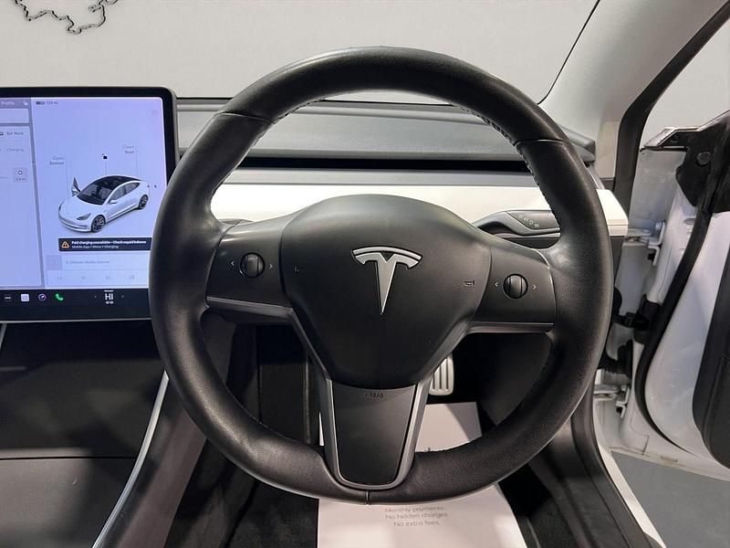 Used Tesla Model 3 Performance 82 kW (112 HP) 2019 White Sedan