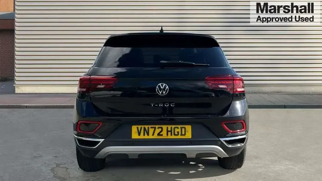 Used VW T-Roc Style 150 HP (110 kW) 2022 Deep black pearl SUV