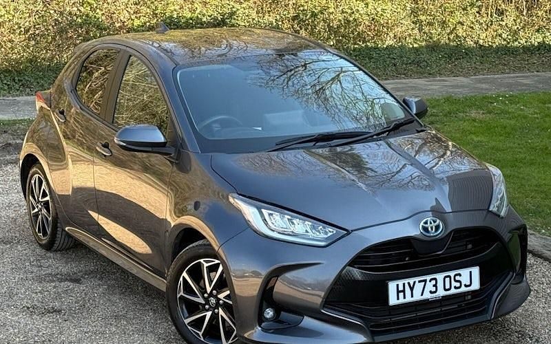 Used Toyota Yaris Hybrid Design 116 HP (85 kW) 2026 Hatchback