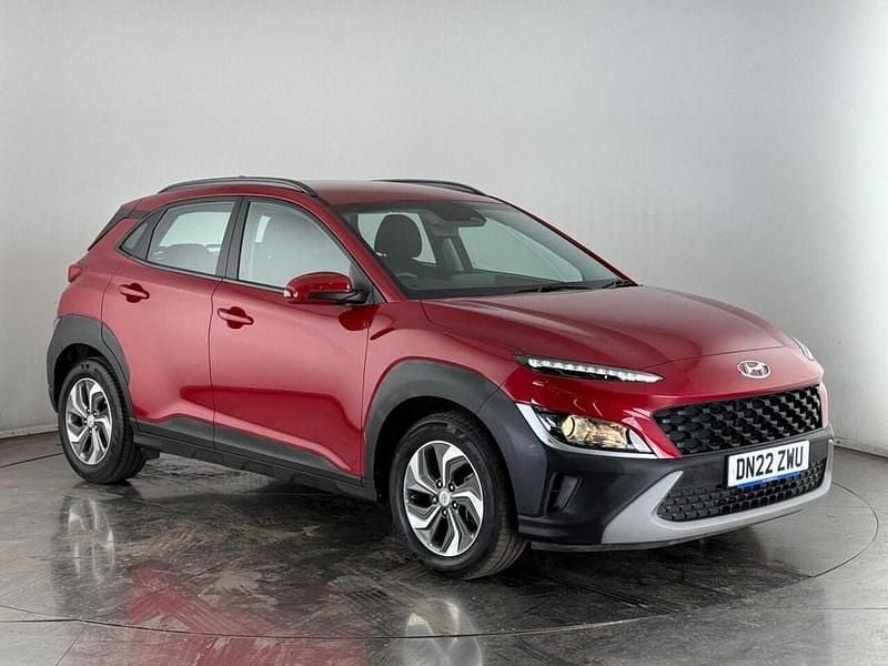 Red Used 2022 Hyundai Kona SE SUV | £15,400 (Good price) - Image 1/3