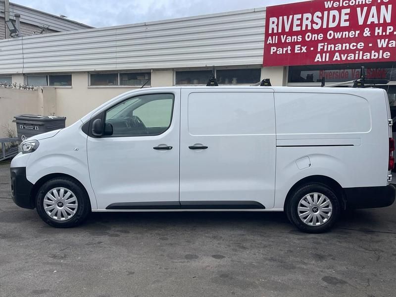 Used Peugeot Expert Premium 2022 White Van