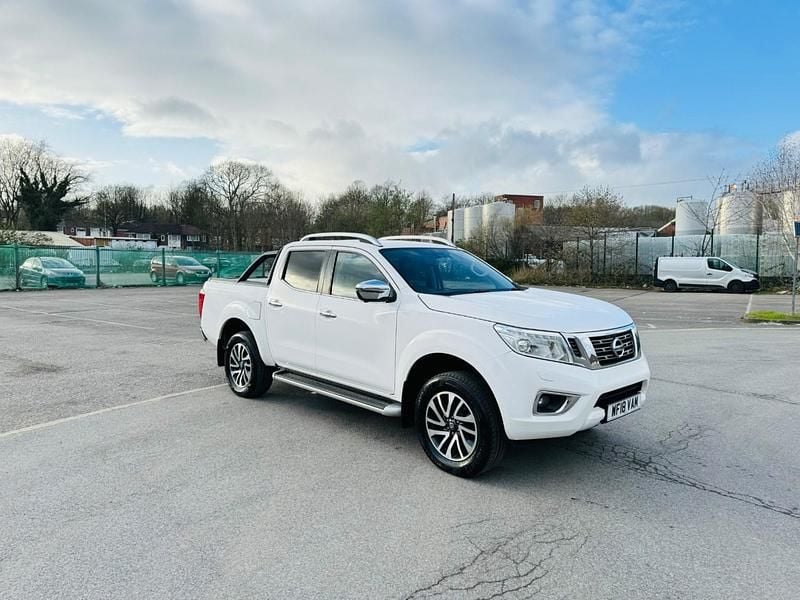 Used Nissan Navara Tekna 2018 White Pickup