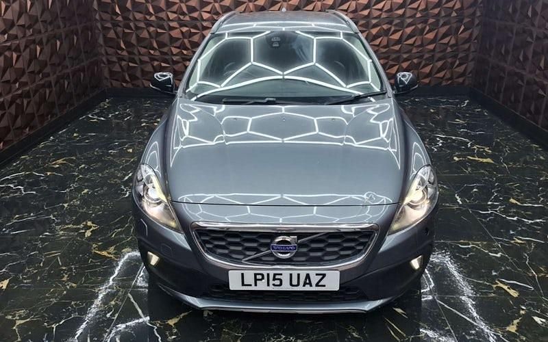 Used Volvo V40 114 HP (83 kW) 2015 Osmium grey Hatchback