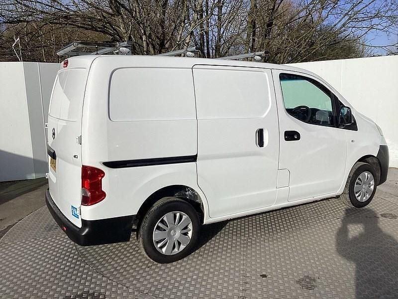 Used Nissan NV200 Acenta 2014 White MPV