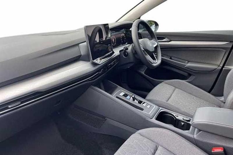 Used VW Golf VIII 148 HP (108 kW) 2025