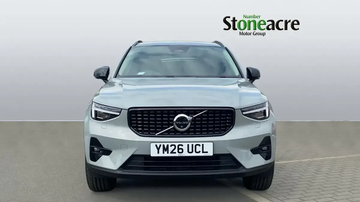 New Volvo XC40 Ultra 163 HP (119 kW) 2026 Grey SUV