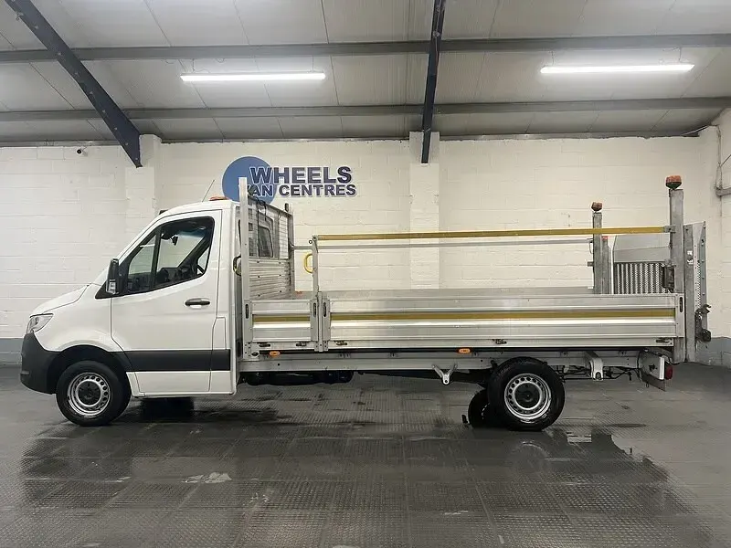 Used Mercedes Sprinter Progressive 150 HP (110 kW) 2022 White Van