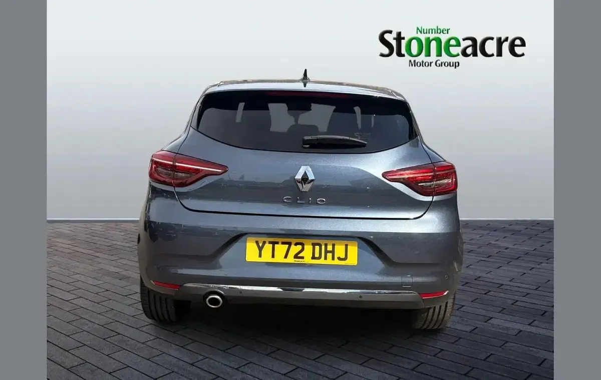 Used Renault Clio Techno 90 HP (66 kW) 2022 Grey Hatchback