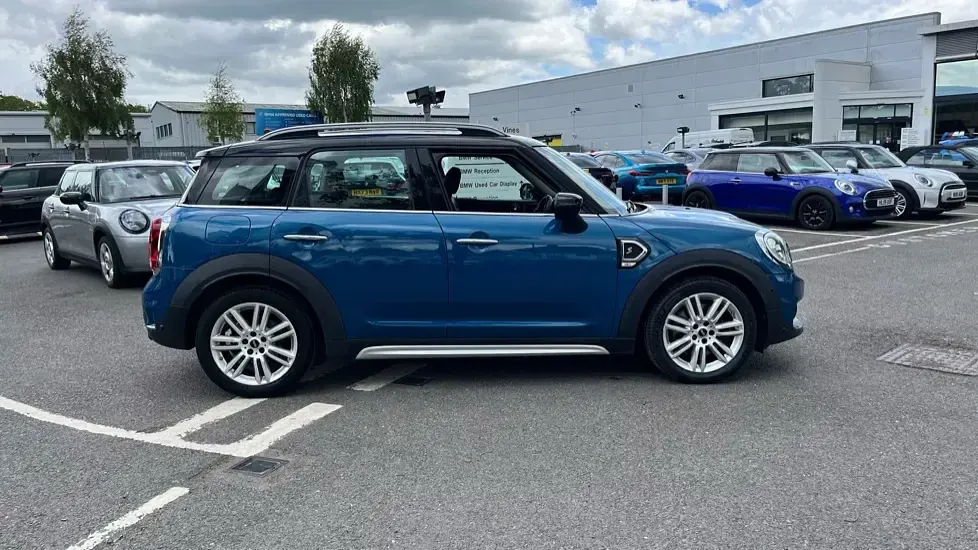 Used Mini Cooper S Countryman Exclusive 189 HP (139 kW) 2020 Blue SUV