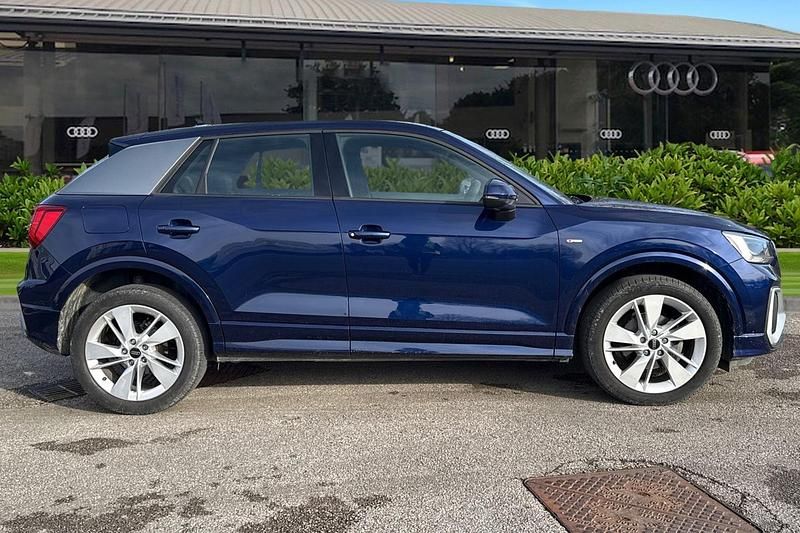 Used Audi Q2 S-Line 150 HP (110 kW) 2023 Blue SUV