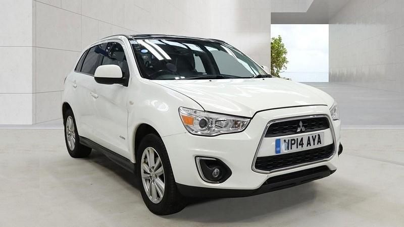 Used Mitsubishi ASX 116 HP (85 kW) 2014 White SUV