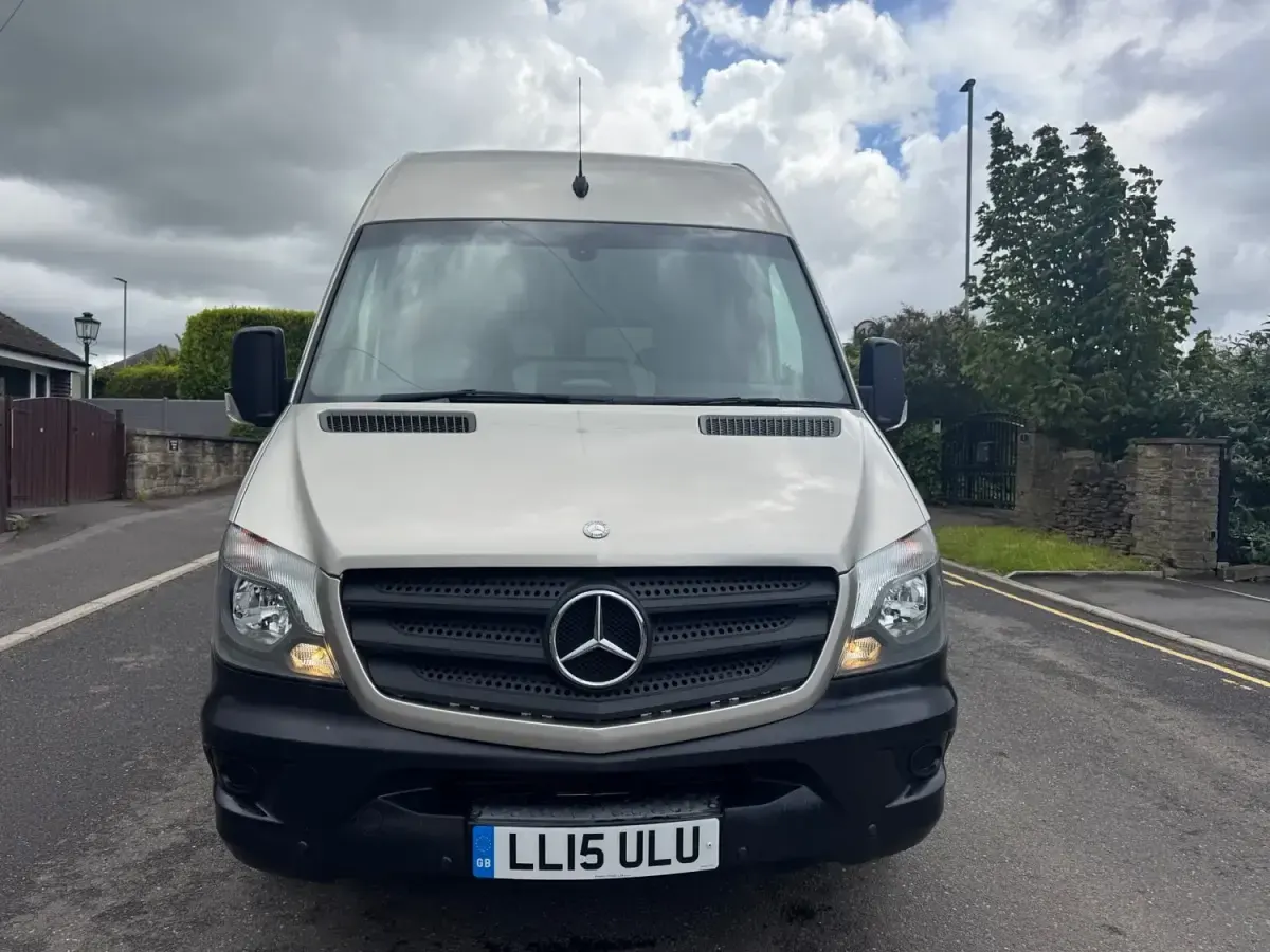 Używany Mercedes Sprinter 2015 Srebrny
