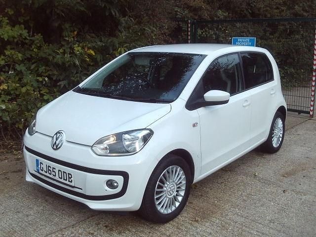 White Used 2015 VW up! high up! Hatchback | £4,495 (Good price) - Image 1/4