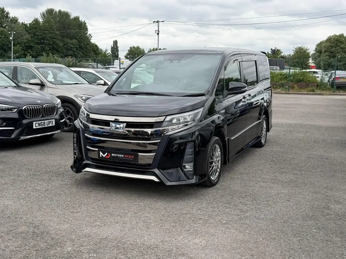 Used Toyota Noah 2018 Black MPV