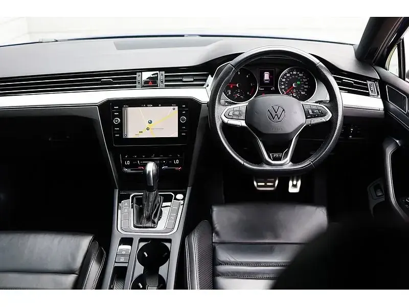 Usado VW Passat R-line 2022 Azul Carrinha