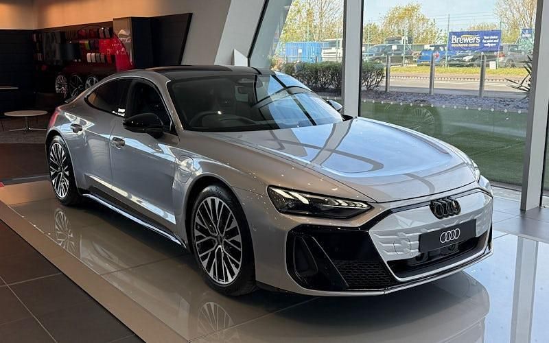 New Audi e-tron GT quattro 434 kW (591 HP) 2026 Sedan
