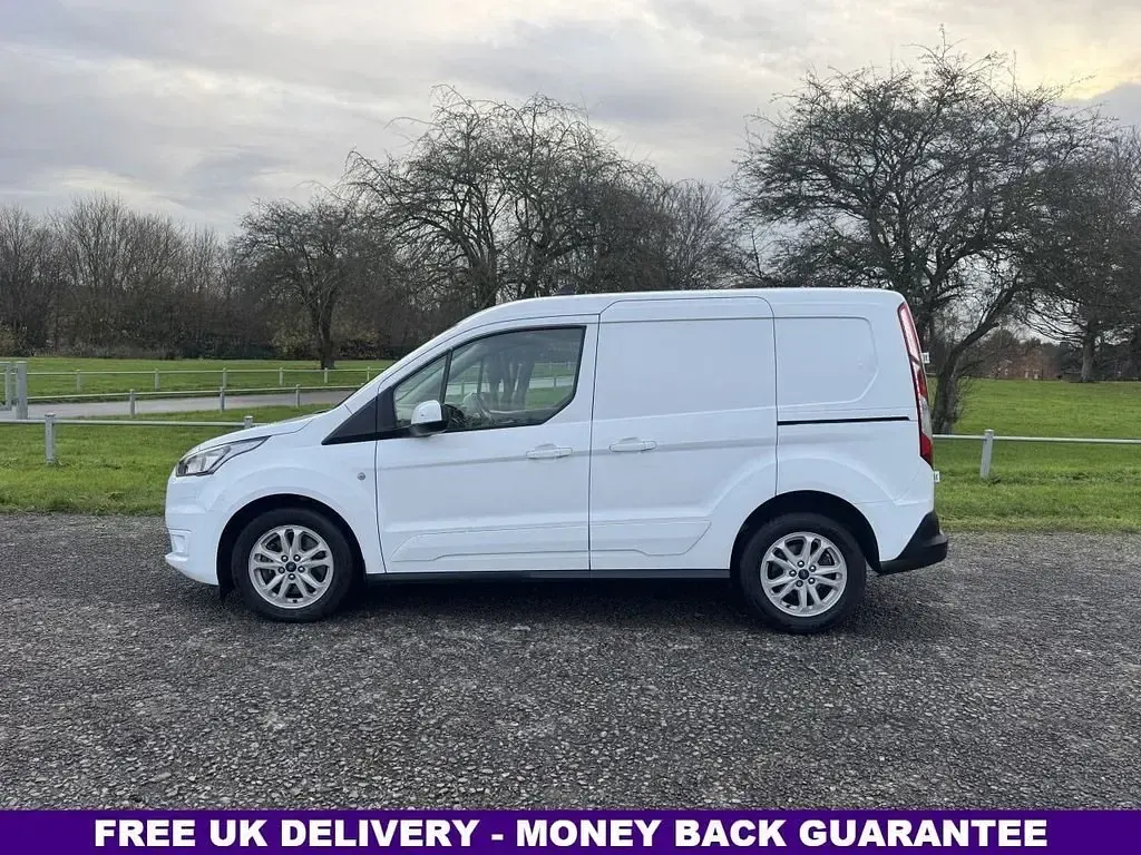 Second-hand Ford Transit Connect Limited 120 CP (88 kW) 2021 Alb Monovolum
