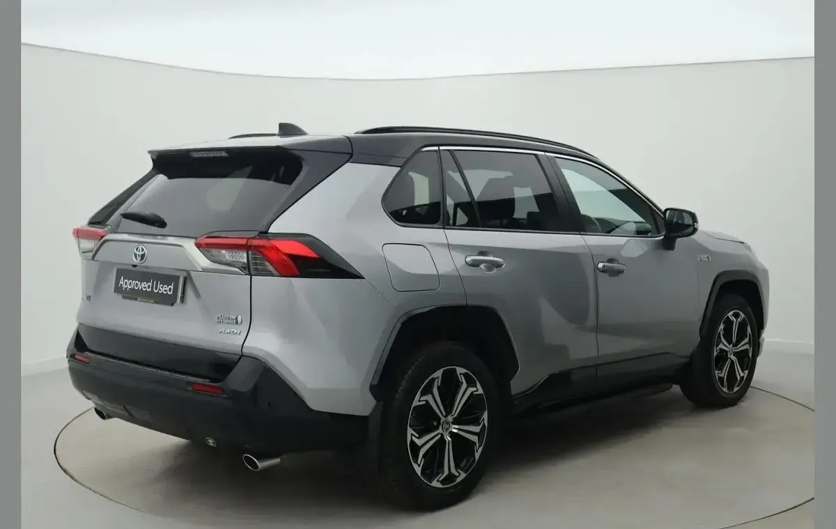 Used Toyota RAV4 Hybrid Premium 301 HP (221 kW) 2022 Silver SUV
