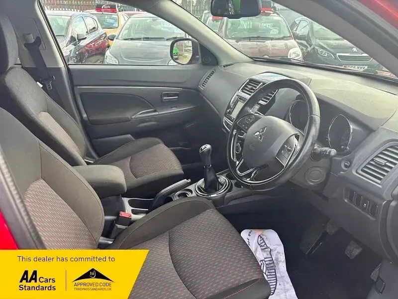 Used Mitsubishi ASX 117 HP (86 kW) 2016 Red SUV