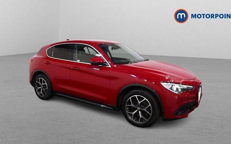 Used Alfa Romeo Stelvio Lusso 190 HP (139 kW) 2021 Red SUV