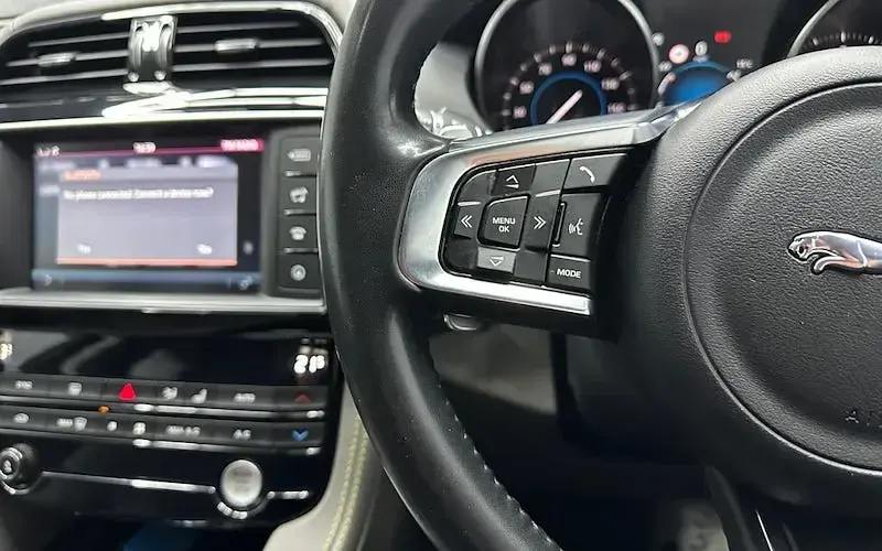 Used Jaguar F-Pace R-Sport 179 HP (131 kW) 2017 Grey SUV