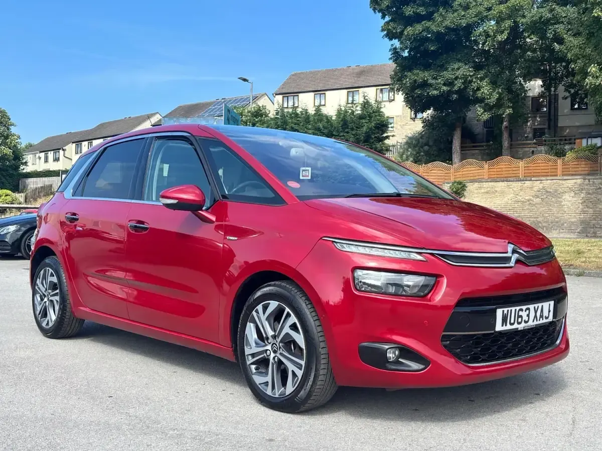Used Citroën C4 Picasso Exclusive 2013 Red MPV