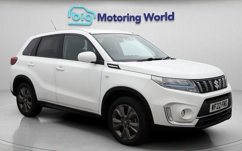 Used 2024 Suzuki Vitara SZ-T Estate | £16,600 (Good price) - Image 1/4
