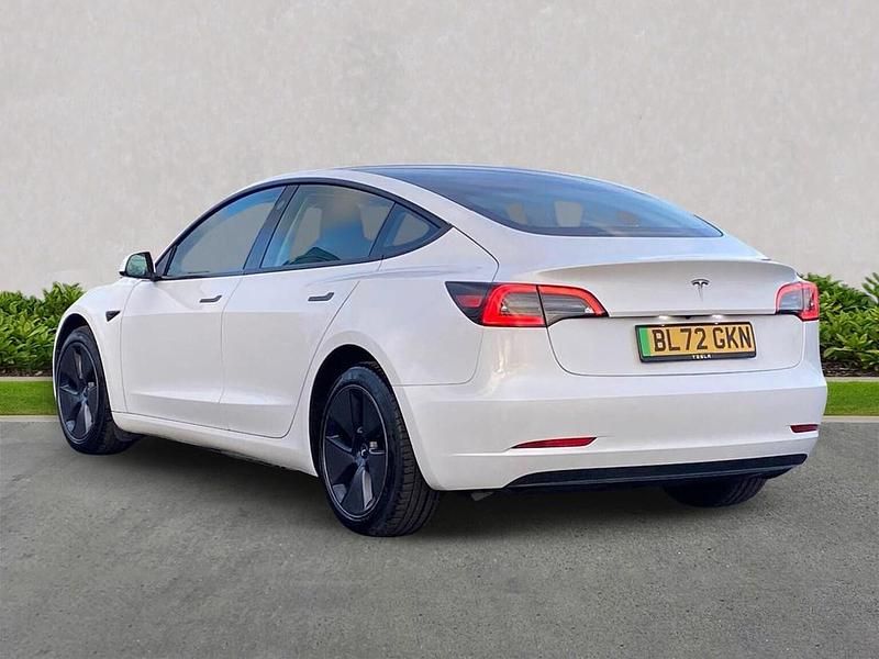 Used Tesla Model 3 RWD 208 kW (283 HP) 2022 White Sedan