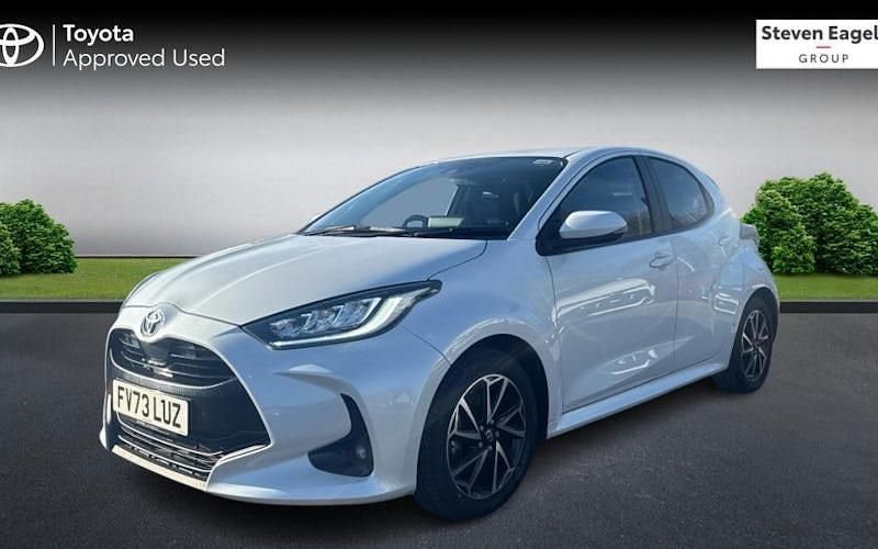 Used Toyota Yaris Hybrid Design 116 HP (85 kW) 2026 Hatchback