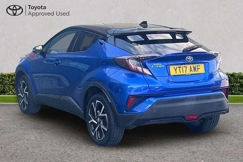 Used Toyota C-HR 116 HP (85 kW) 2017 Nebula blue bitone SUV