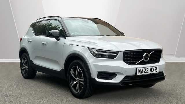 Usado Volvo XC40 R-Design 163 HP (119 kW) 2021 SUV