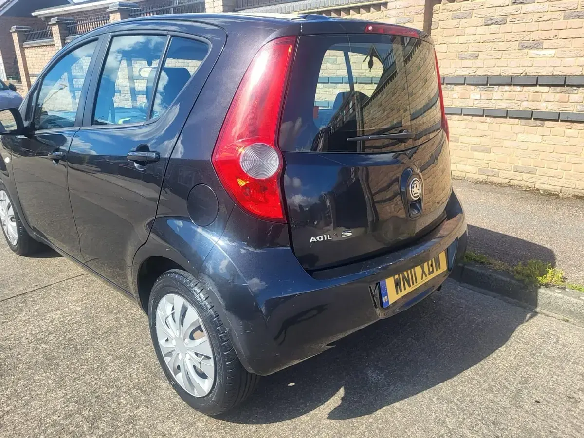 Used Vauxhall Agila S 2011 Black MPV