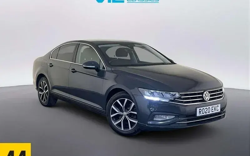 Używany VW Passat SEL 150 KM (110 kW) 2021 Sedan/Limuzyna