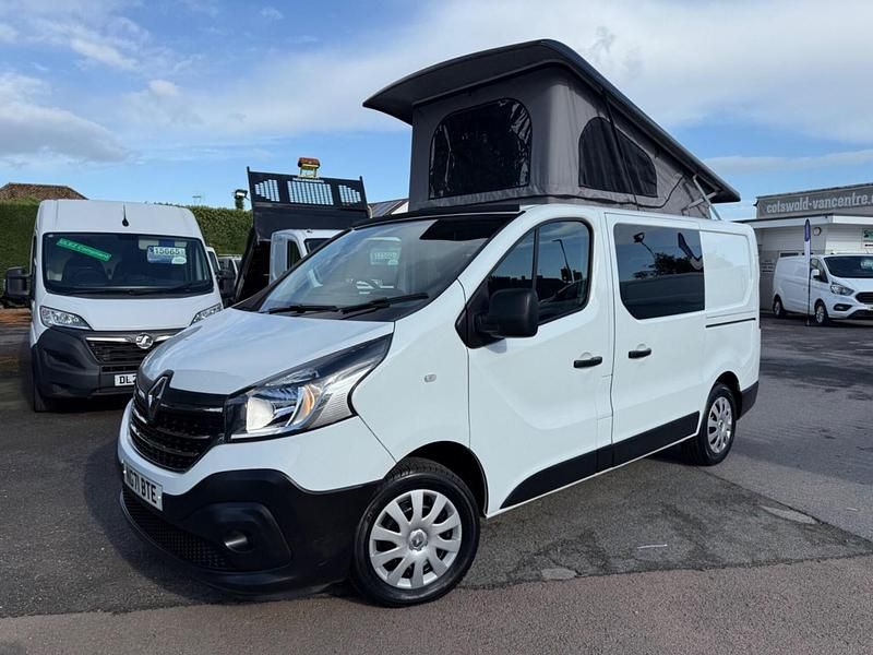 White Used 2021 Renault Trafic Business MPV | £26,995 - Image 1/4