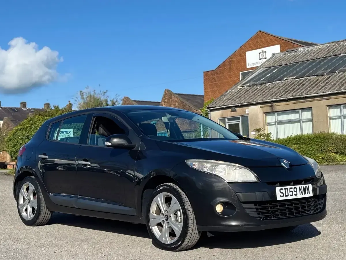 Used Renault Mégane Dynamique 2009 Black Hatchback