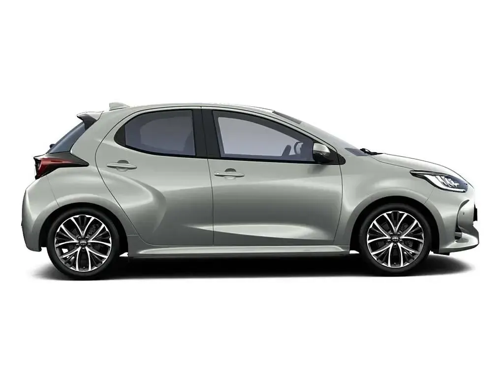 New Toyota Yaris Hybrid 2026 Forest green