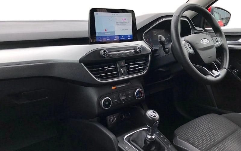 Usado Ford Focus Zetec 125 HP (91 kW) 2021 Vermelho Citadino